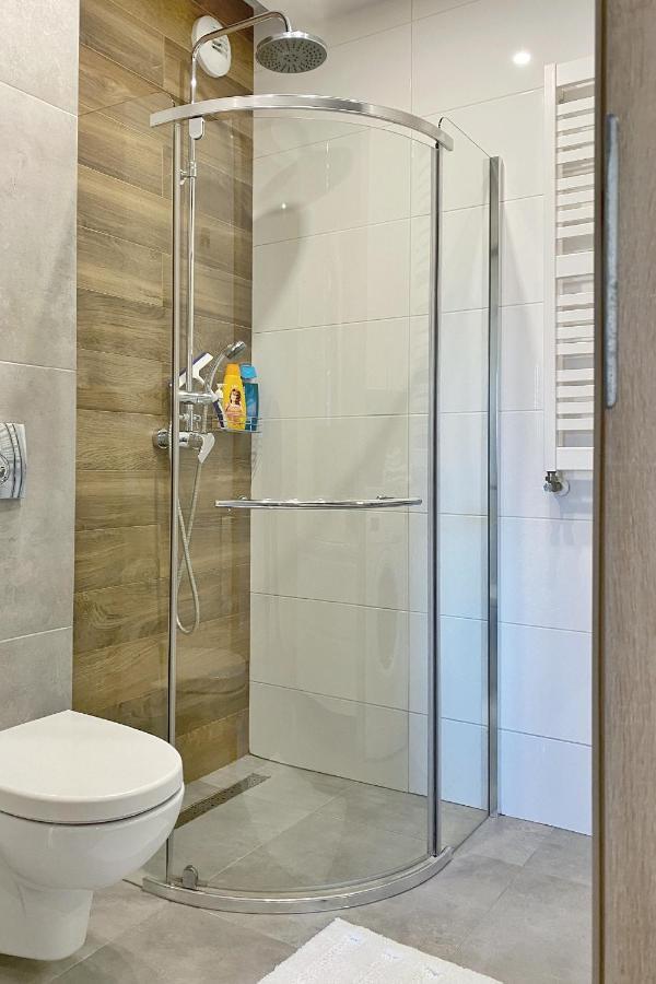 Capital Towers - Apartament Green Z Widokiem Na Rzeke Rzeszów Kültér fotó