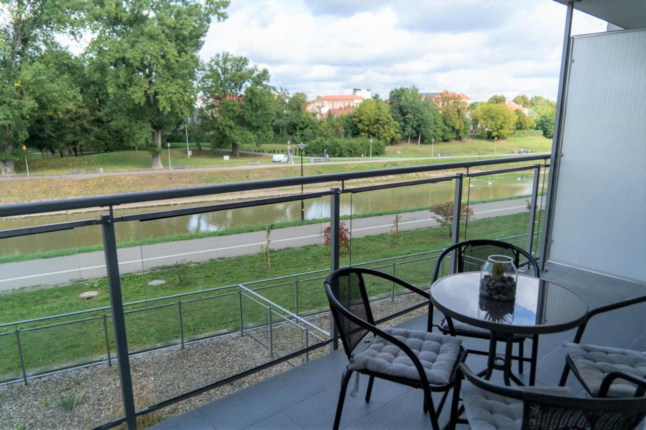 Capital Towers - Apartament Green Z Widokiem Na Rzeke Rzeszów Kültér fotó